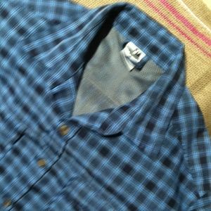 SPF Hiking Shirt. Rugged Exposure. Exc Condition.